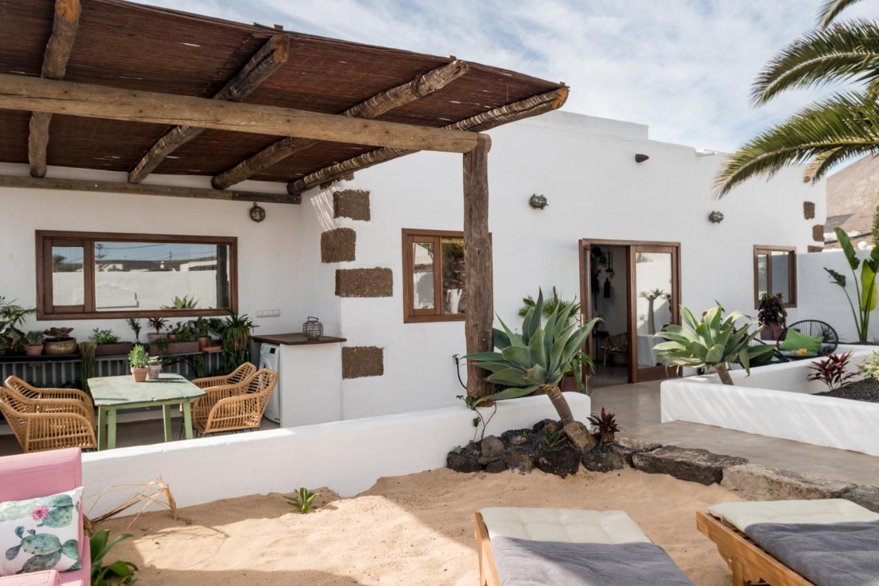 Casa Botanica - Central Island Location - 10 mins drive to Famara and La Santa - Chambres d'hôtes Tao