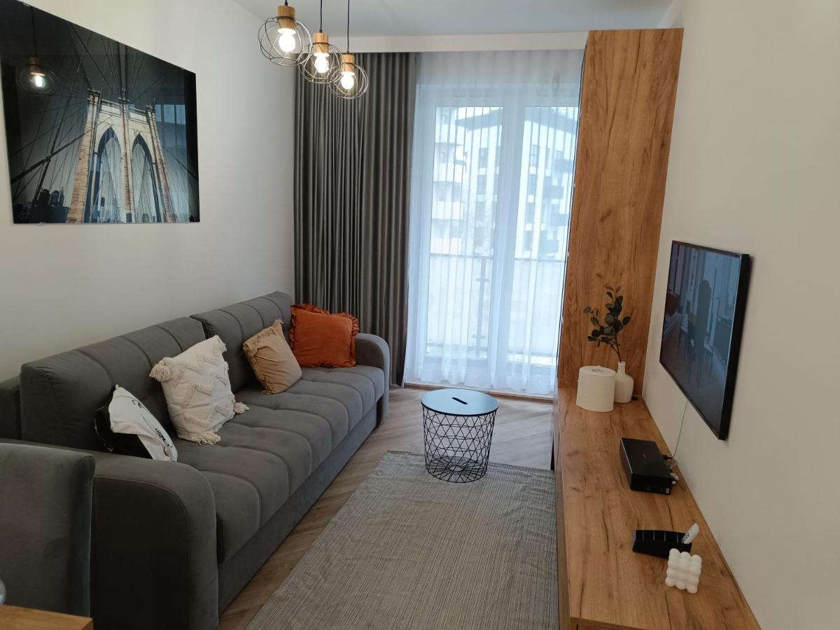 B&B Poznan - Amaprament Do Poznania self check-in 24h, free parking - Bed and Breakfast Poznan