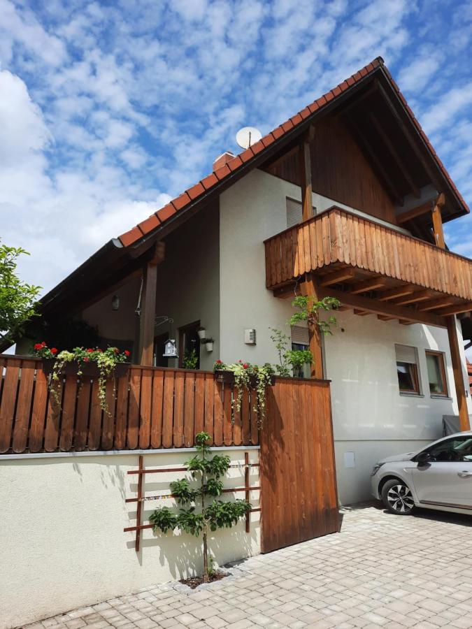 B&B Buttenheim - FeWo Zieger - Urlaub in Franken - Bed and Breakfast Buttenheim