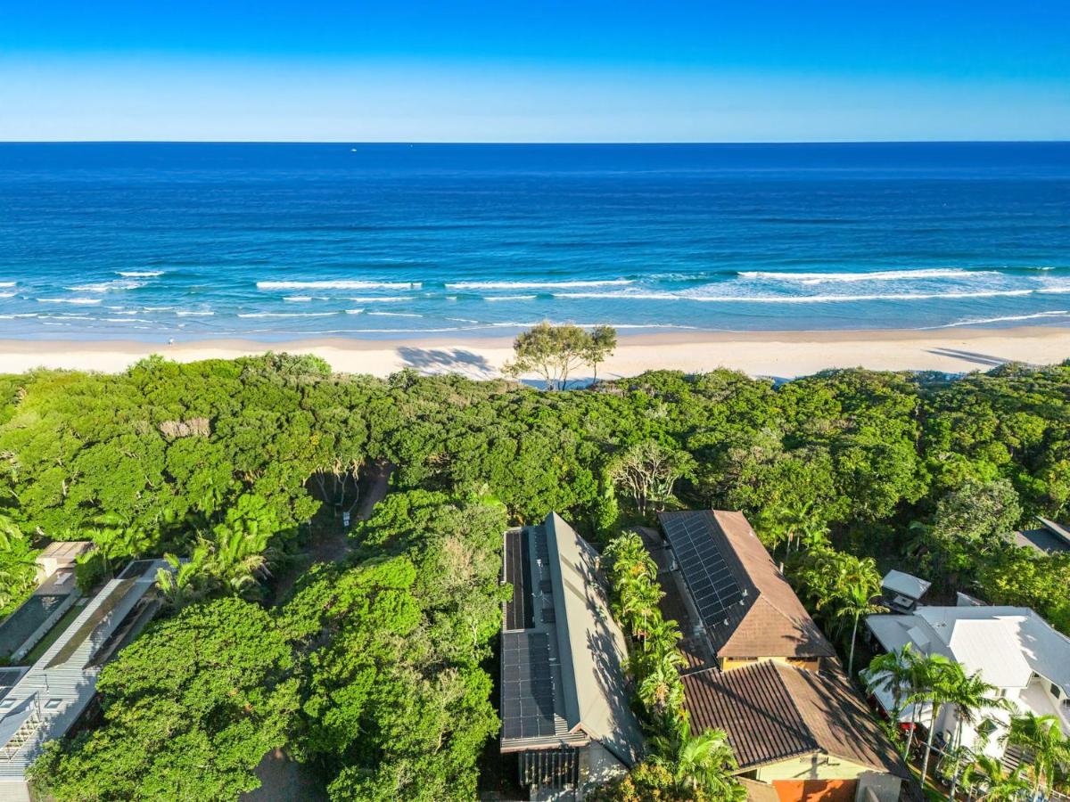 Ariels on the Beach - 4 BR beachfront home w. pool - Chambres d’hôtes Suffolk Park