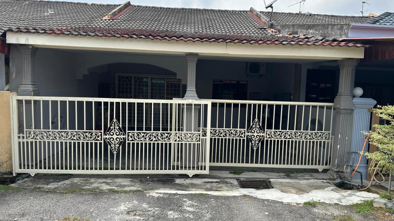 B&B Malacca - Purrrfect Kesidang Homestay - Bed and Breakfast Malacca