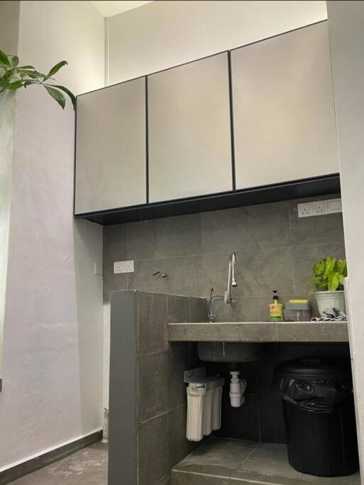 [New] Backlane Elegance 5pax Near Jonker 800m - Chambres d’hôtes Malacca