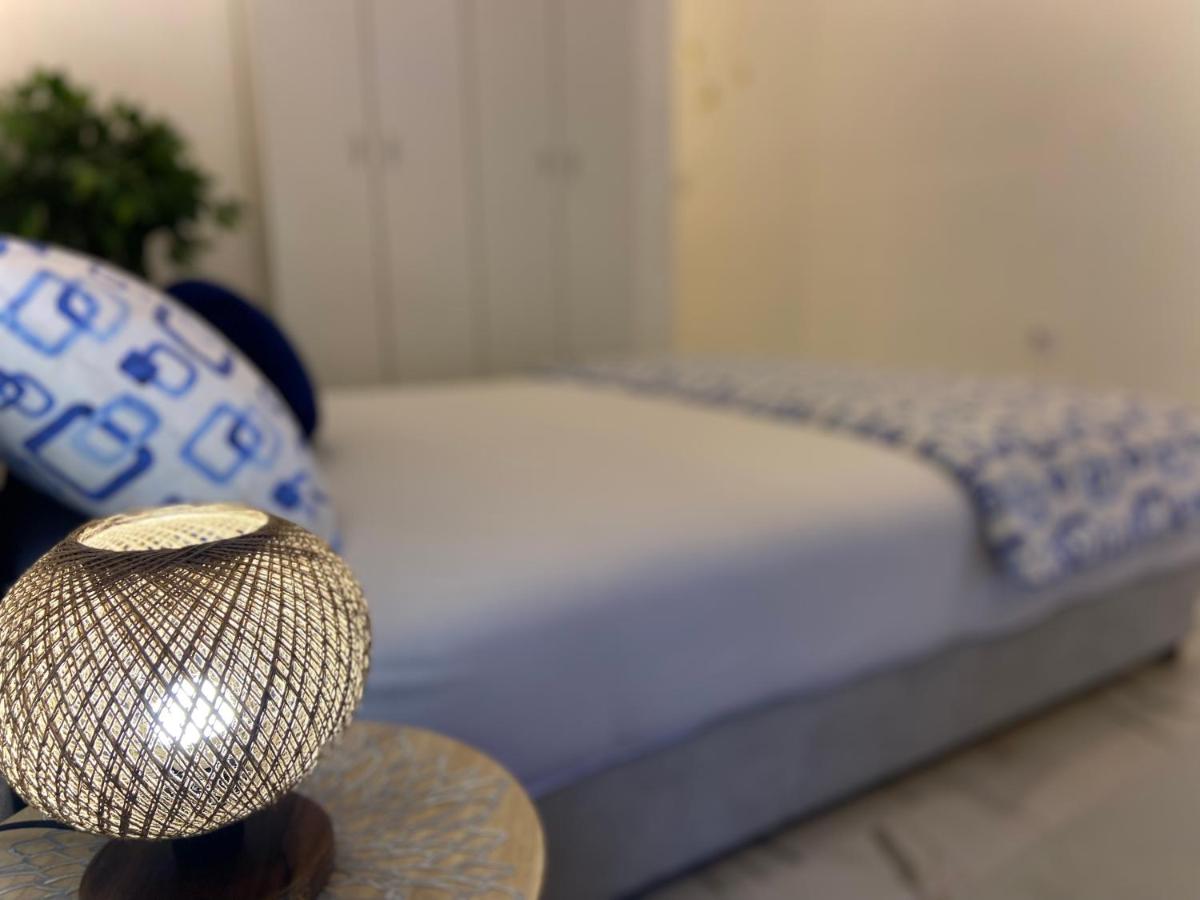Studio with Sofa Bed