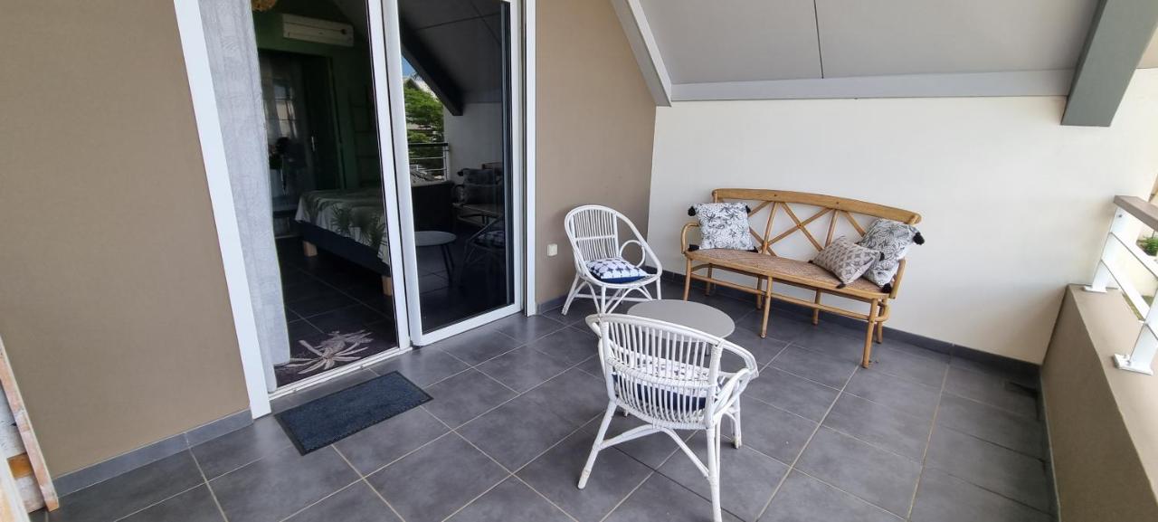 Grand T3 90m2, 2 SDB, vue lagon, parking - Bed and Breakfast Saint-Leu