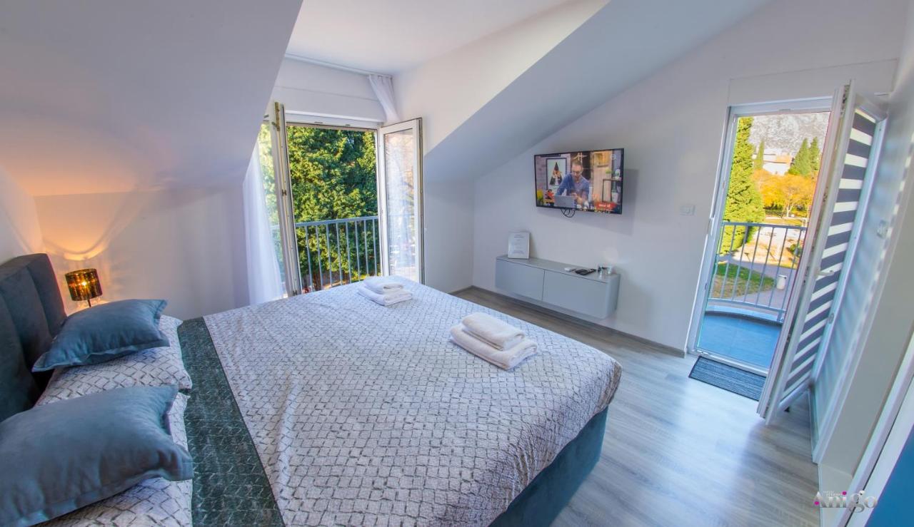 Studio mit Balkon