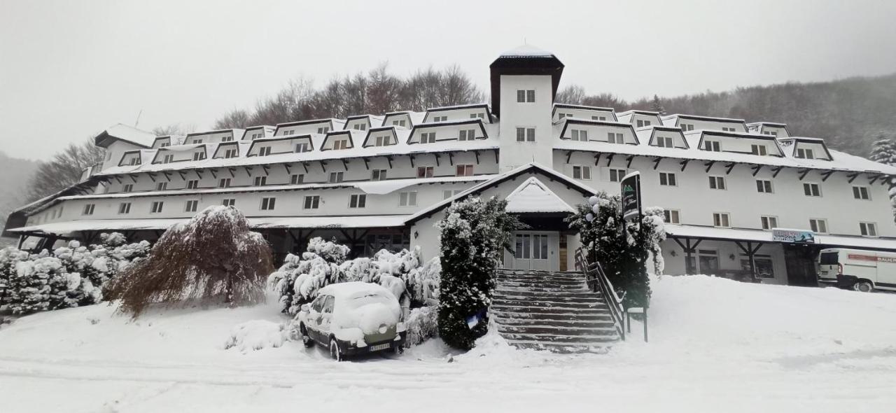 Bele Staze Apartman 86 - Bed and Breakfast Brzeće