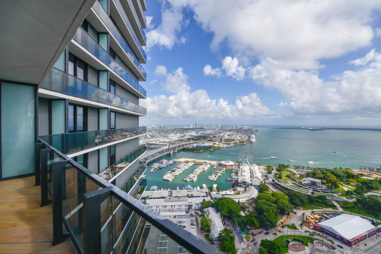 B&B Miami - Amazing Apt with Panoramic Views of Bayside - Bed and Breakfast Miami