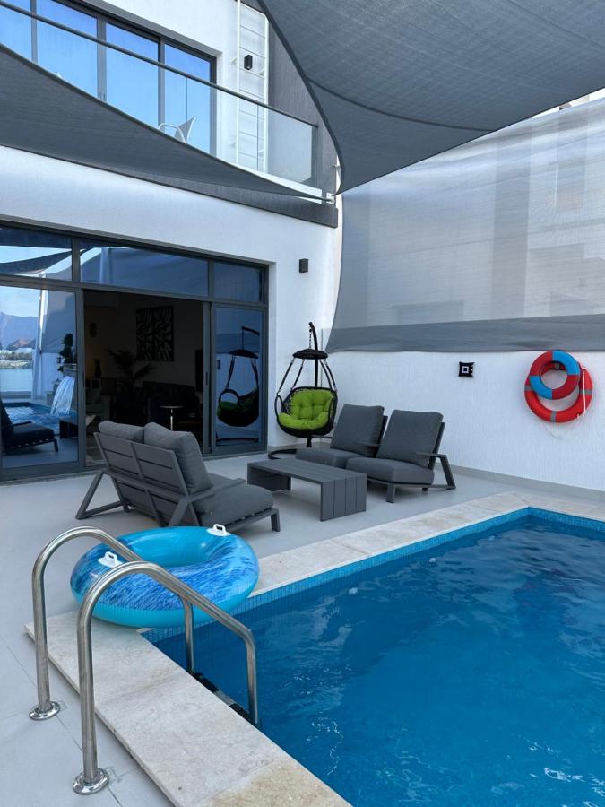 Villa with Ocean View