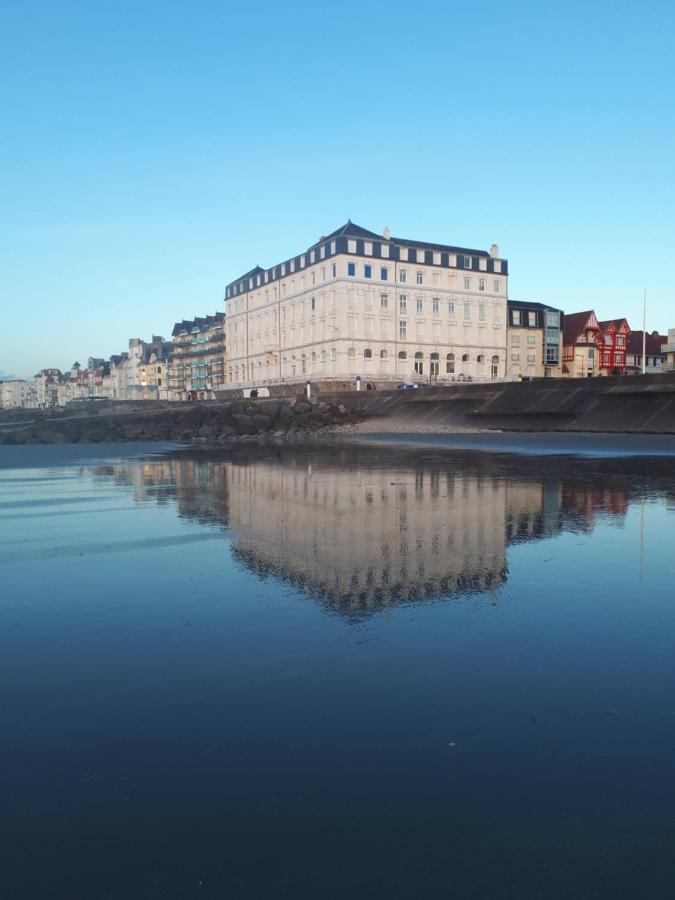 Appartement lumineux centre digue - B&B Wimereux