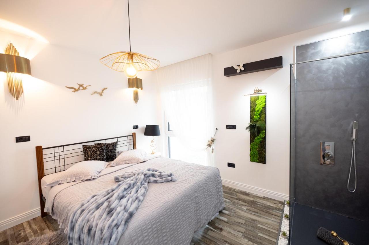 Apartment mit Dusche