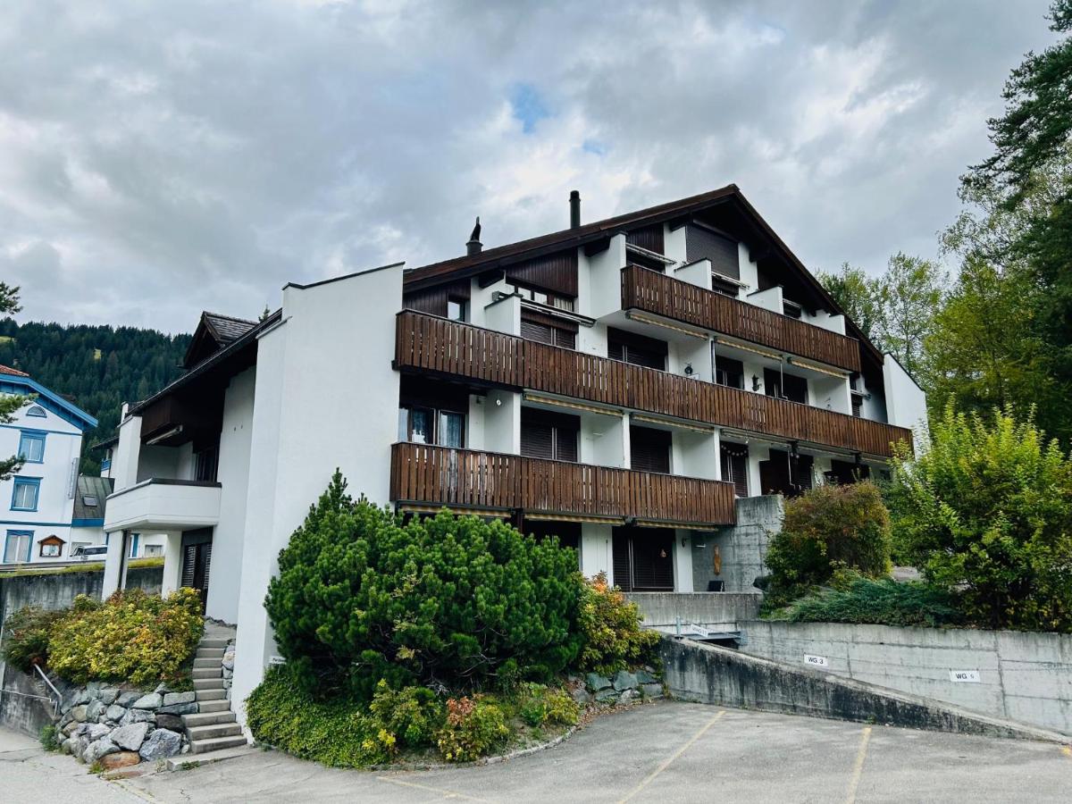 Charming Apartment in Laax - B&B