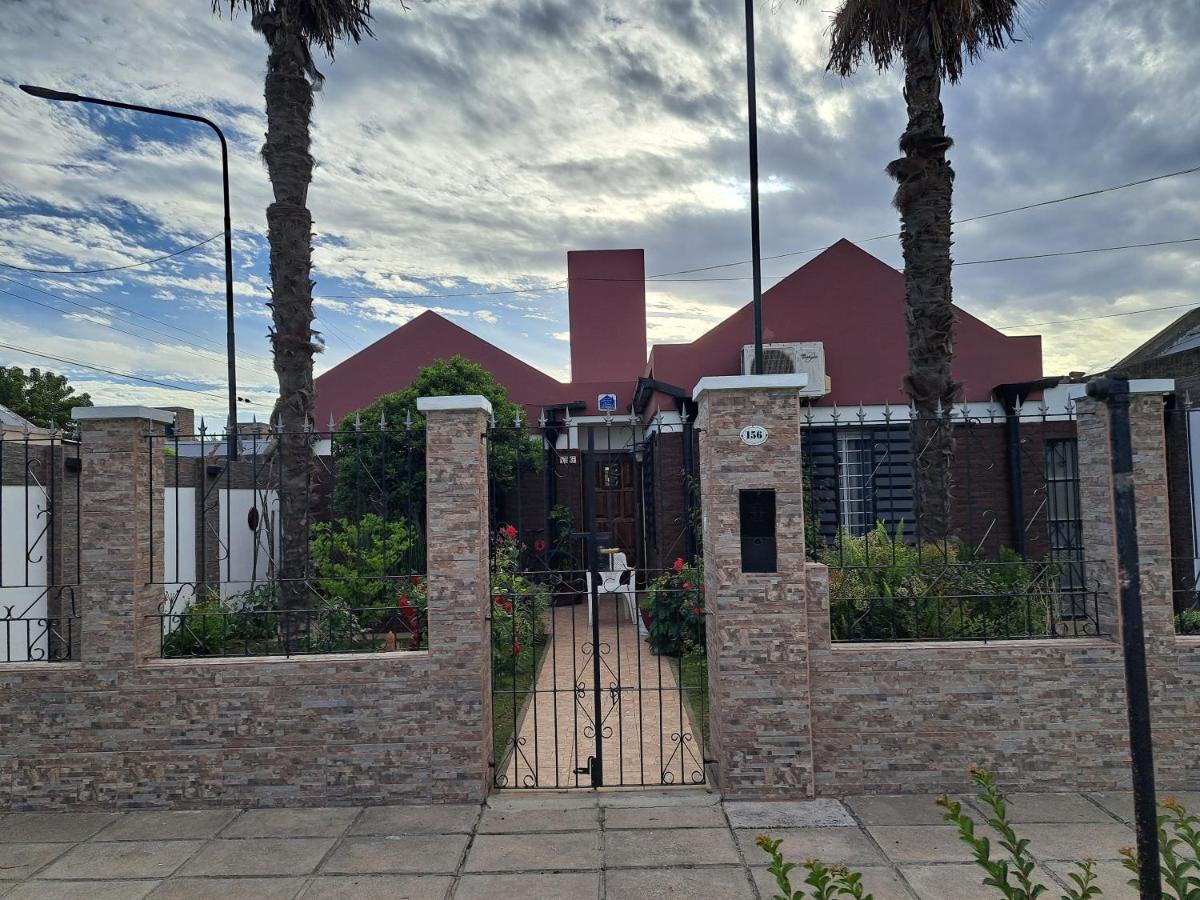 Lo de Mijo - Cerca de Parque Termal Dolores - B&B