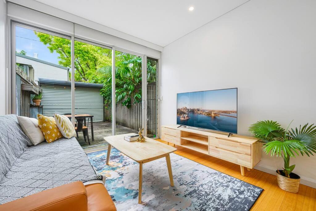 B&B Sydney - Camperdown 3Br near ParksHospitalTrainShopping - Bed and Breakfast Sydney