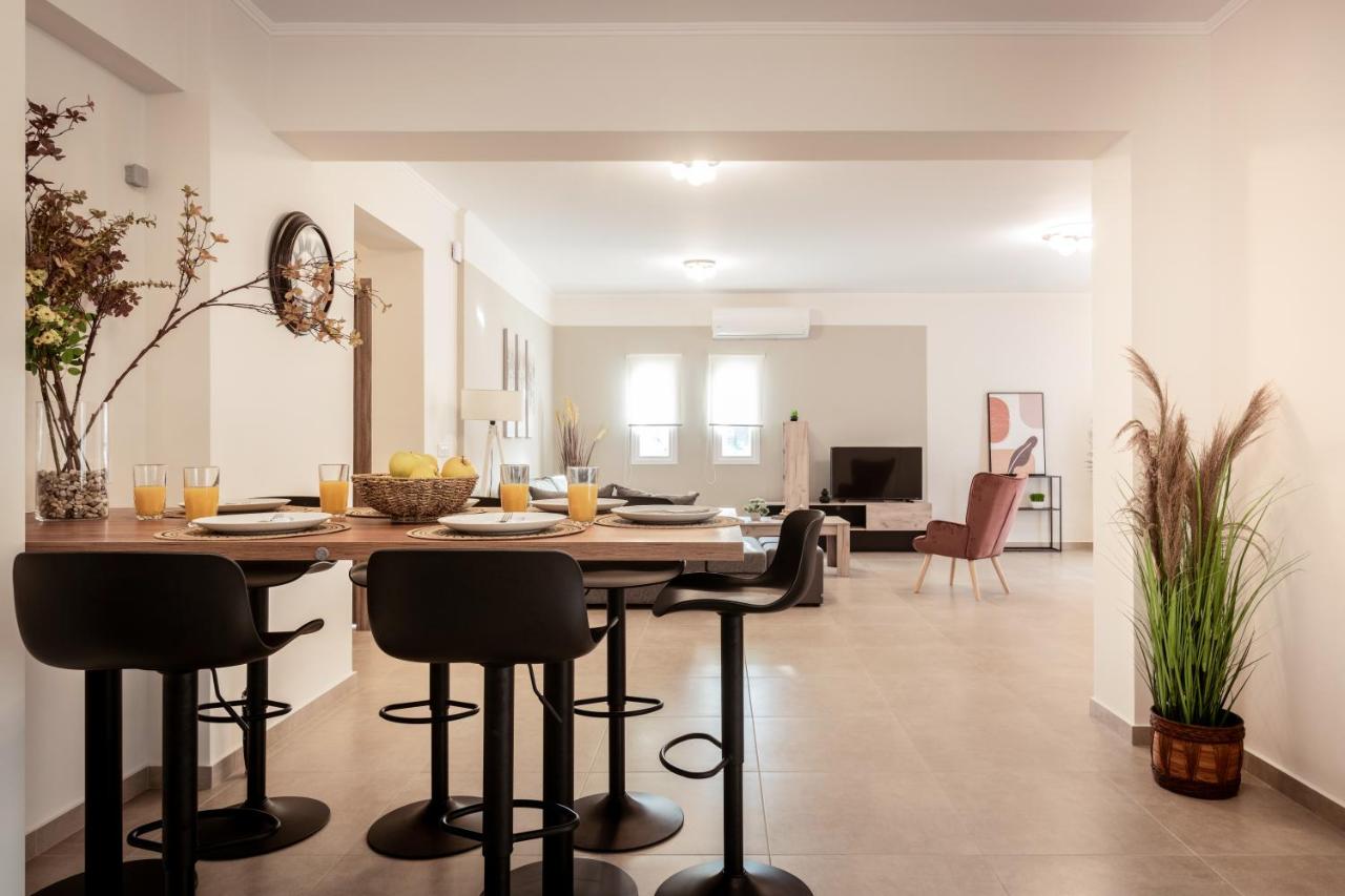 Villa Nicoldia with private pool near Laganas - B&B Laganas