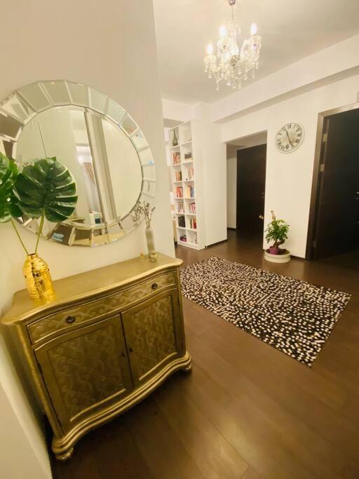 Apartament în Herăstrău self check-in - B&B