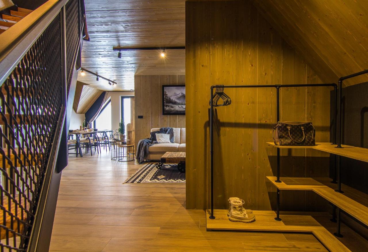 Apartment - Split Level