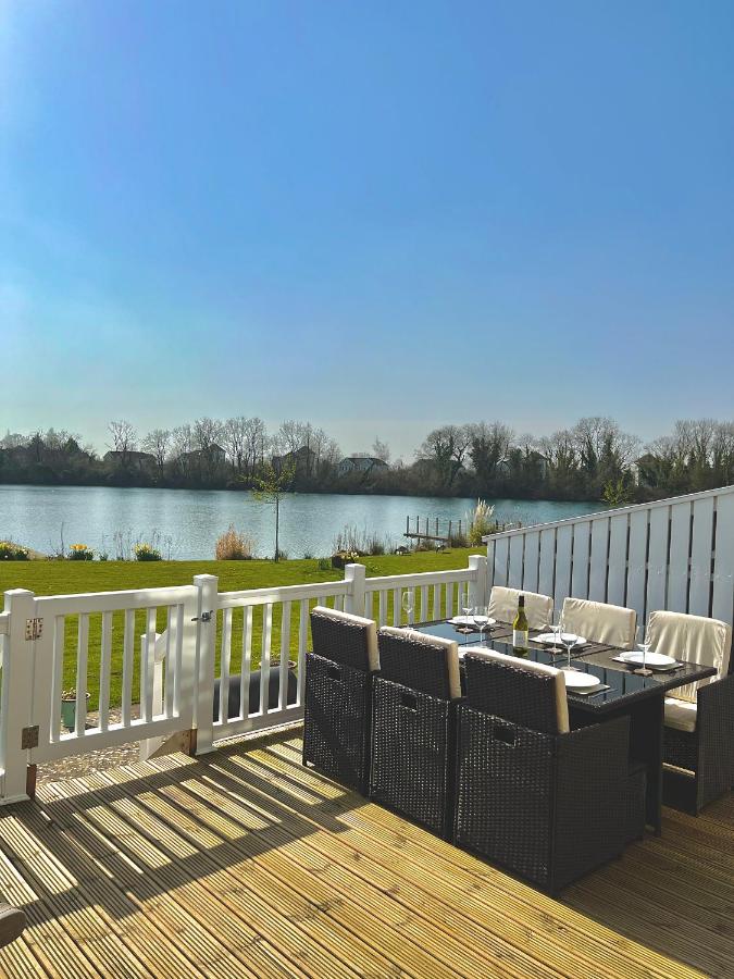 B&B South Cerney - Medway Lodge - Bed and Breakfast South Cerney