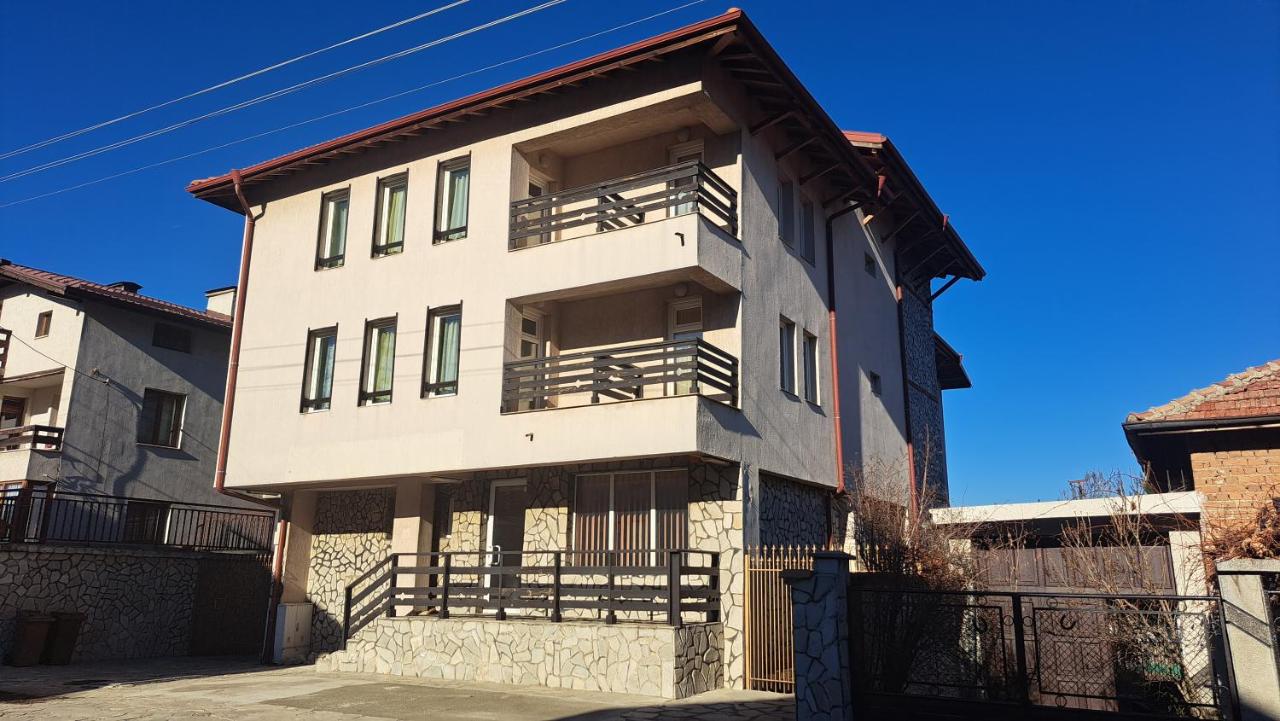 Къща за гости REAL - B&B