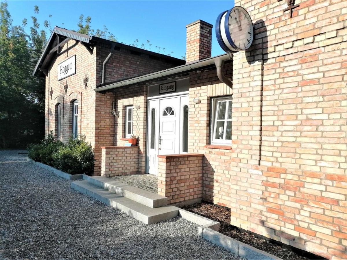Ferienwohnungen Alter Bahnhof mit Terrasse und Garten OFC 06 - B&B