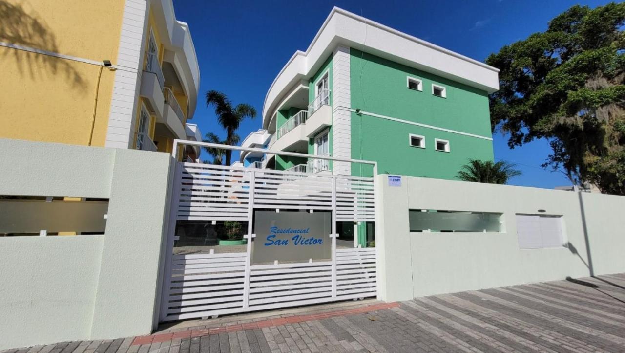 B720 - Apartamento 2 quartos em cond. com piscina - B&B