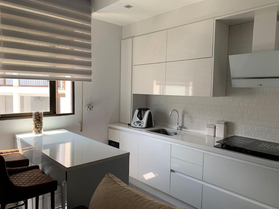 Apto residencial piscina centro-Parking - B&B Jaén