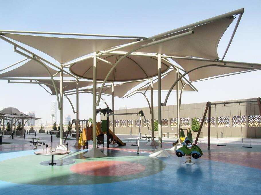 Frank Porter - Elite 5 Sports Residence - Chambres d'hôtes Dubaï