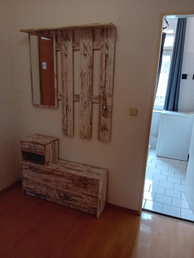 Stellas Monteurwohnungen - B&B