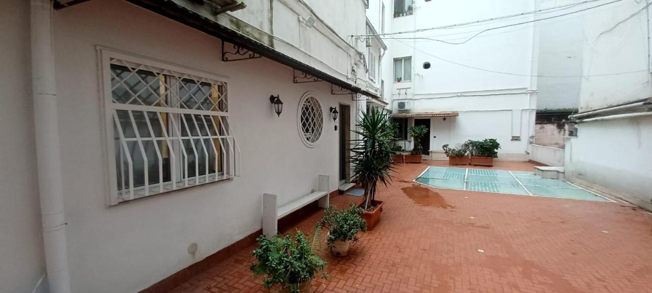 Residenza Plebliscito - B&B Napoli