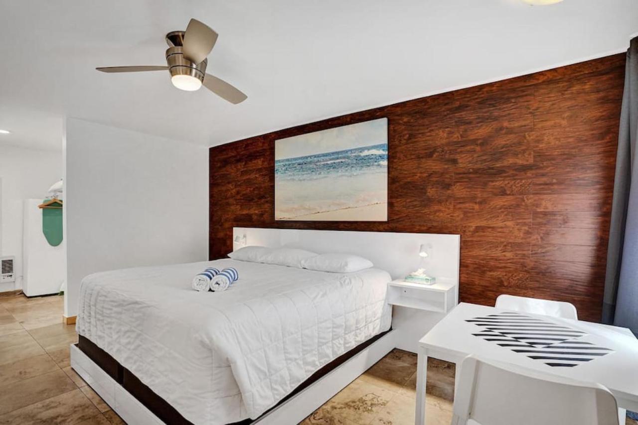 Waves Beach Town Cozy Studio Apartment - Ferienwohnung