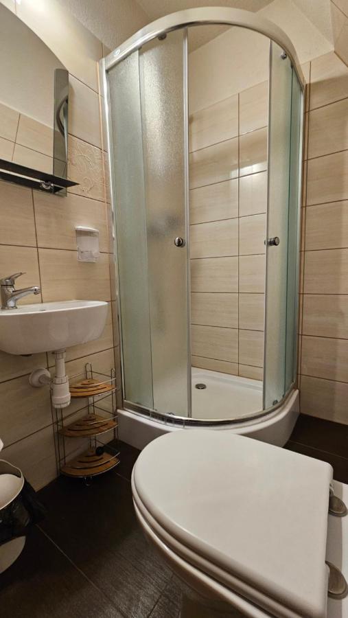 Triple Room with Bathroom