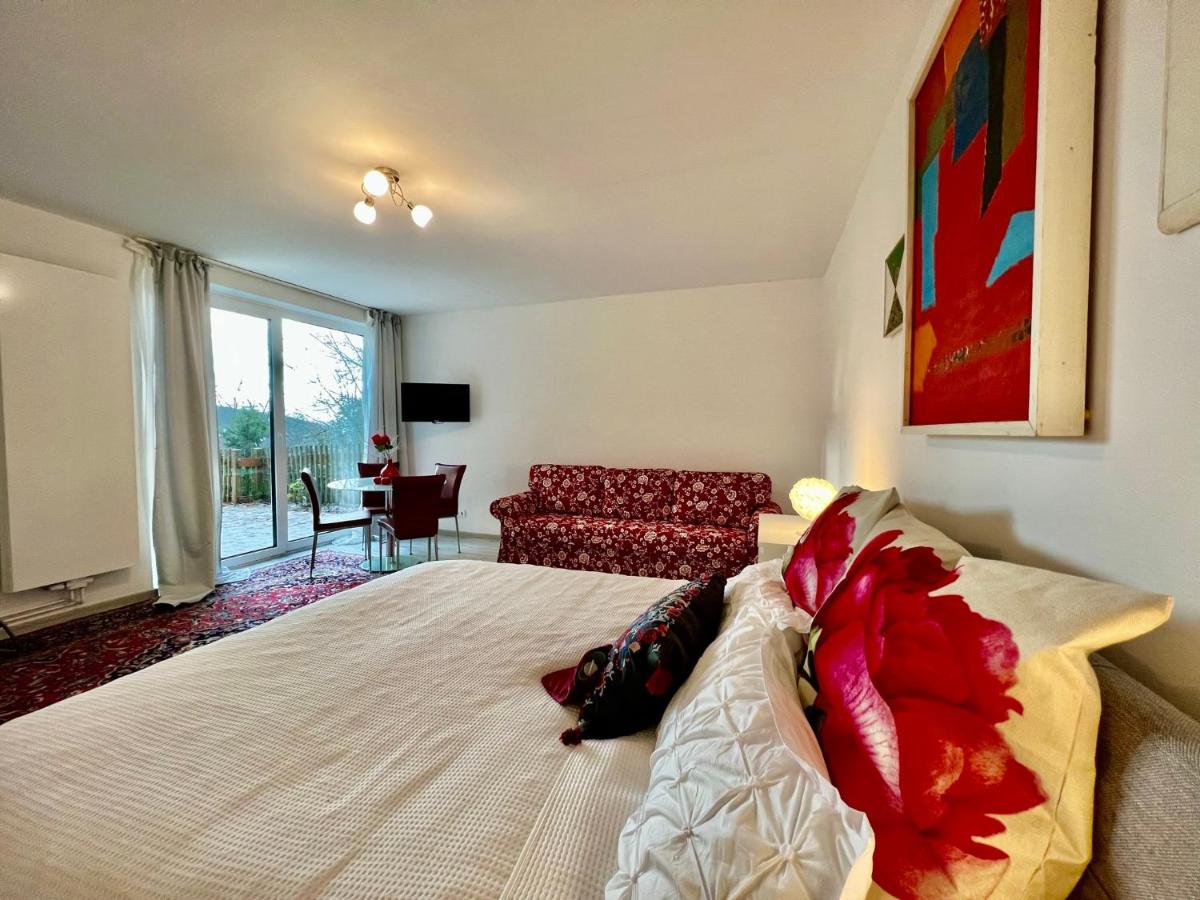 Studio Apartment with Garden View