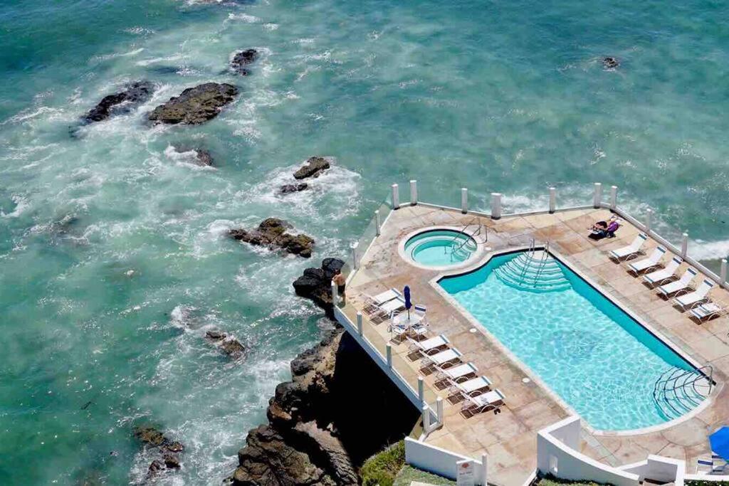 Oceanfront luxury condo K38 Club Marena - B&B