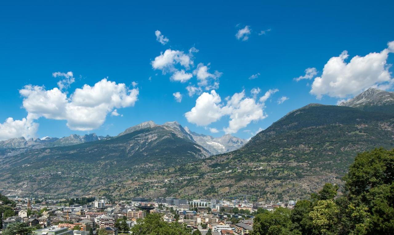 Penthouse Visp - mit großer Dachterrasse und Panoramablick - B&B
