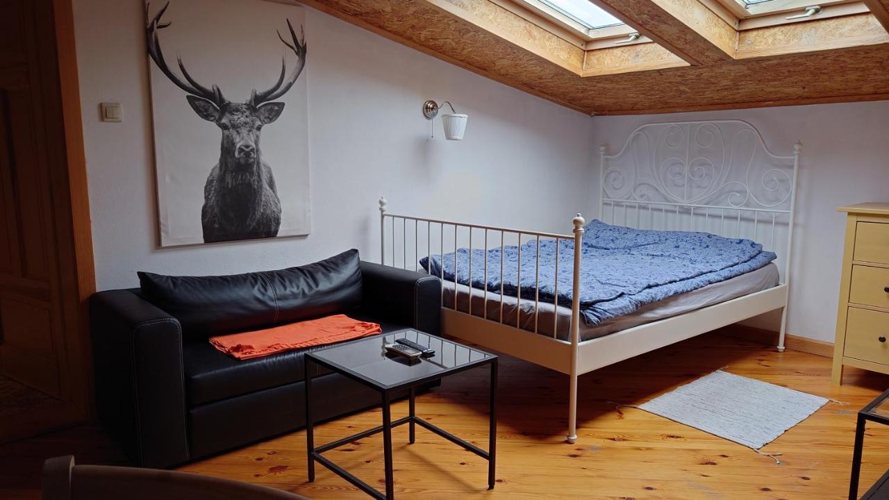 Standard Studio