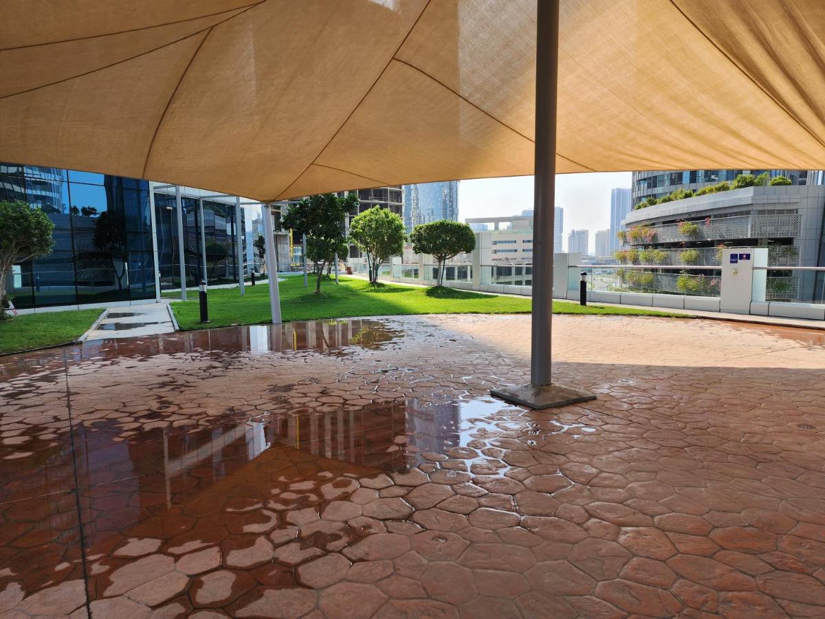 HARF4606 Huge water front 1BR Apt with 2 Sofa Beds in Alreem Island - Ferienwohnung Abu Dhabi