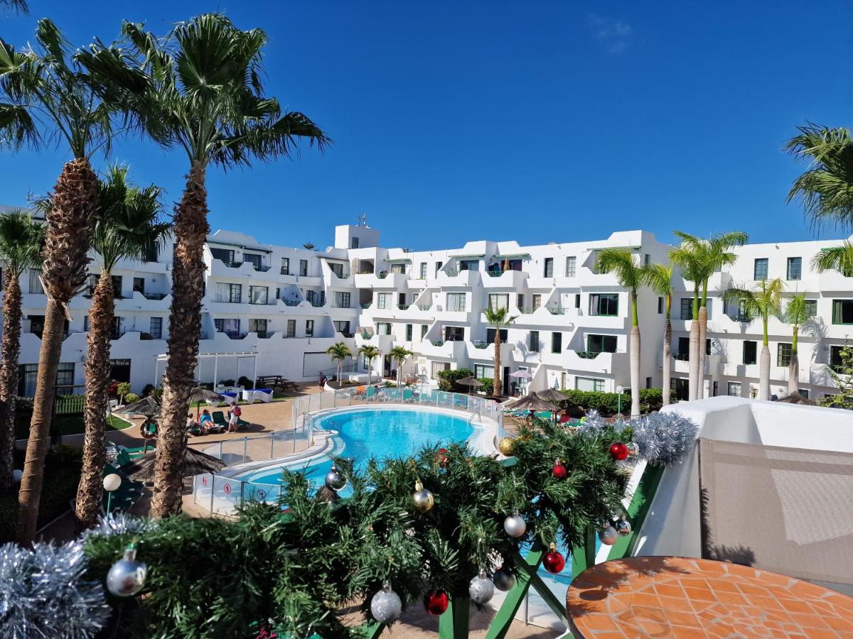 Lovely apartment Mira with pool - B&B Puerto del Carmen