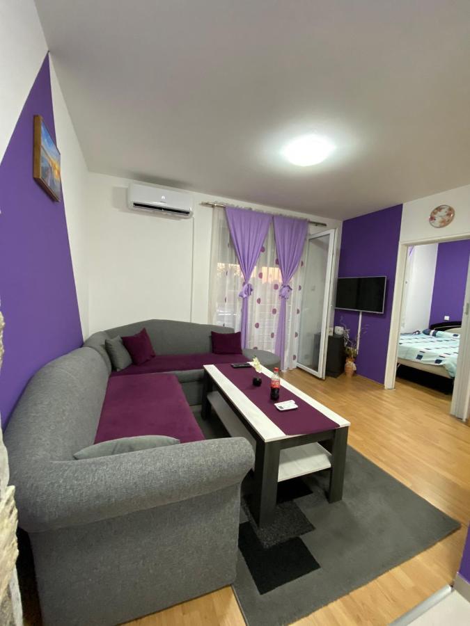 B&B Gradiška - Apartman Stanić - Bed and Breakfast Gradiška