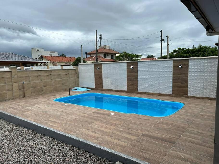 Casa para a Família na Pinheira - B&B