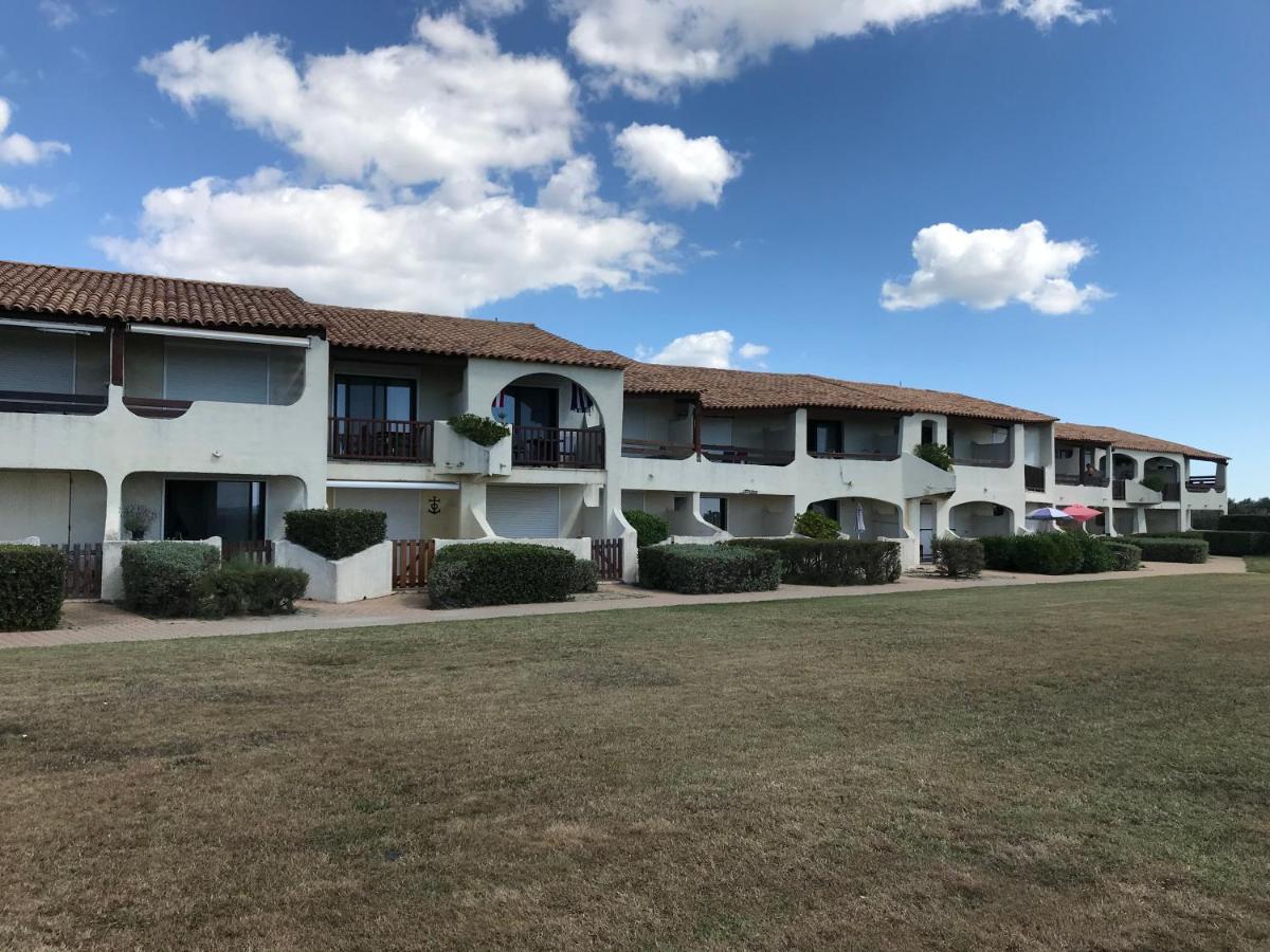 Direct sea access, patio, lawn, private parking Reservations Saturday to Saturday only - Chambres d’hôtes Saintes-Maries-de-la-Mer