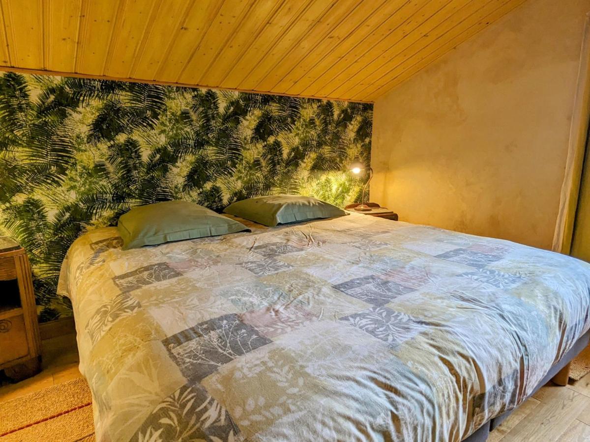 Moulin rénové avec jardin, au bord de l'eau, entre Verdun et Metz - Chambres d'hôtes Bonzée