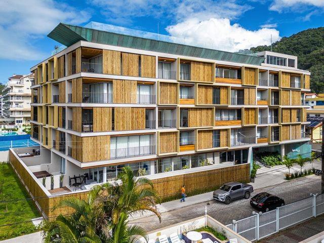 Residencial Bambu, frete mar - B&B