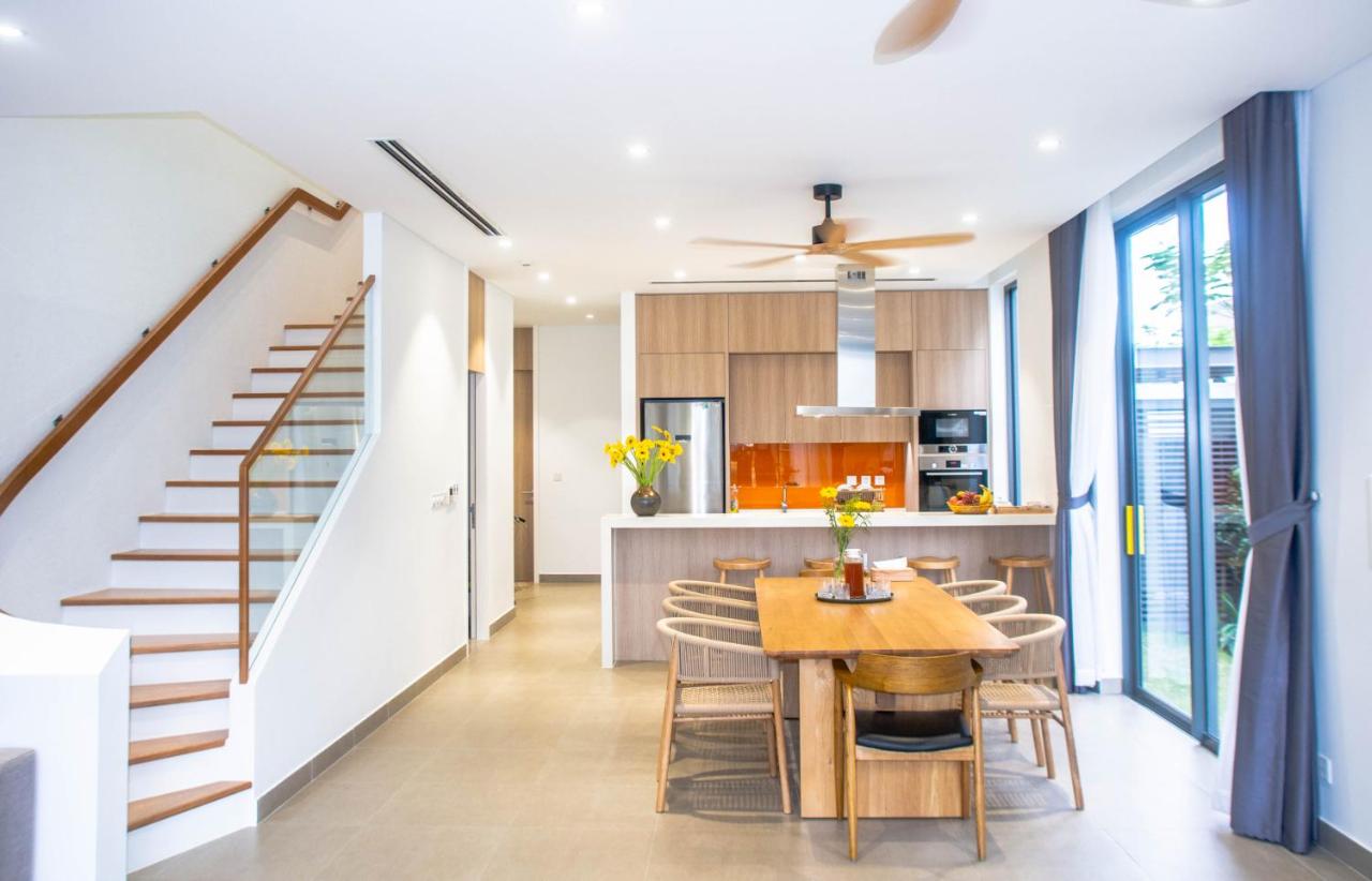 HANNAH Villa in Sanctuary Ho Tram 1 - Bed and Breakfast