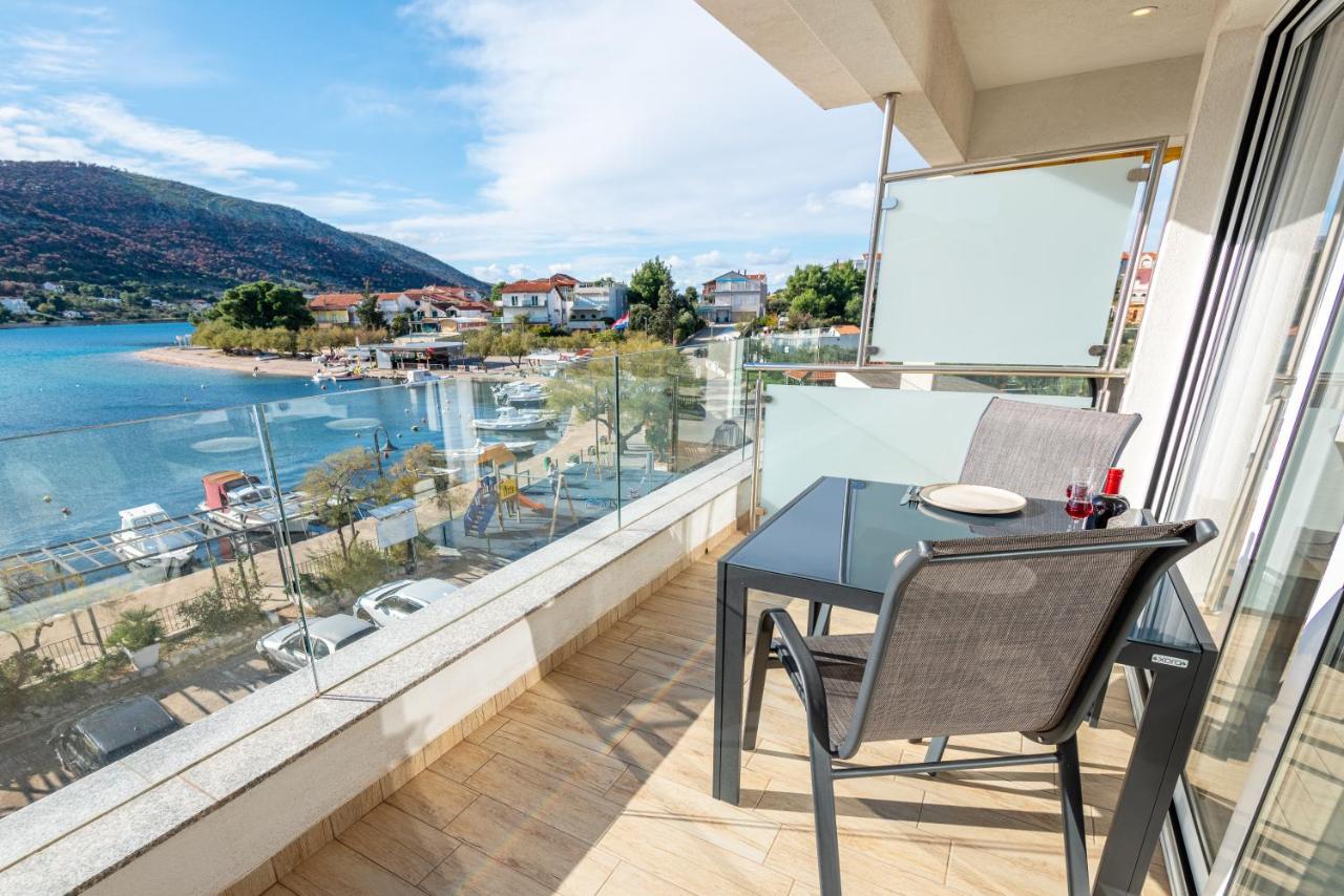 Monolocale con Balcone e Vista Mare