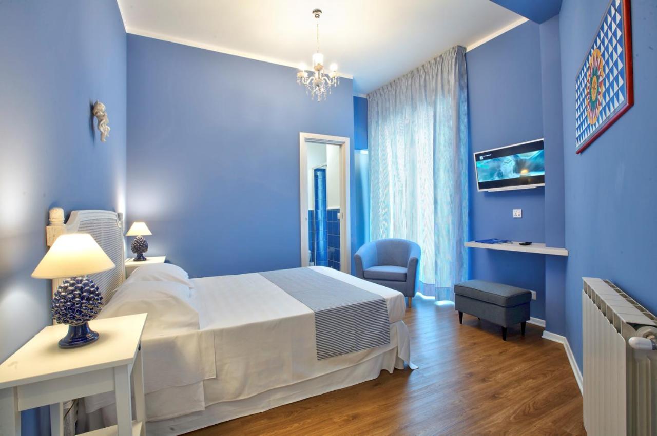 B&B Capo d'Orlando - B&B Del Corso - Bed and Breakfast Capo d'Orlando