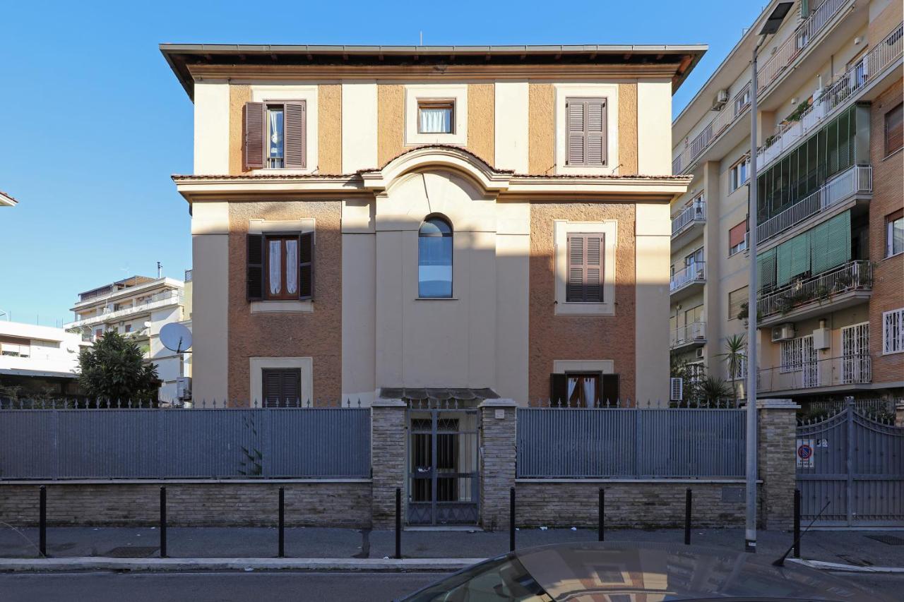 Cornelia - Charme Apartment - B&B Roma