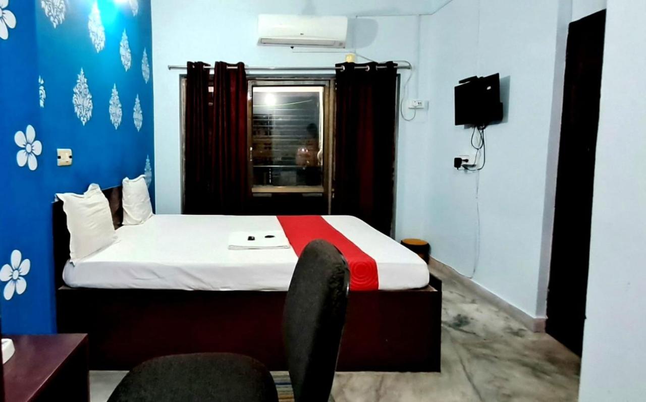 B&B Kolkata - Chinar Park Guest House - Bed and Breakfast Kolkata