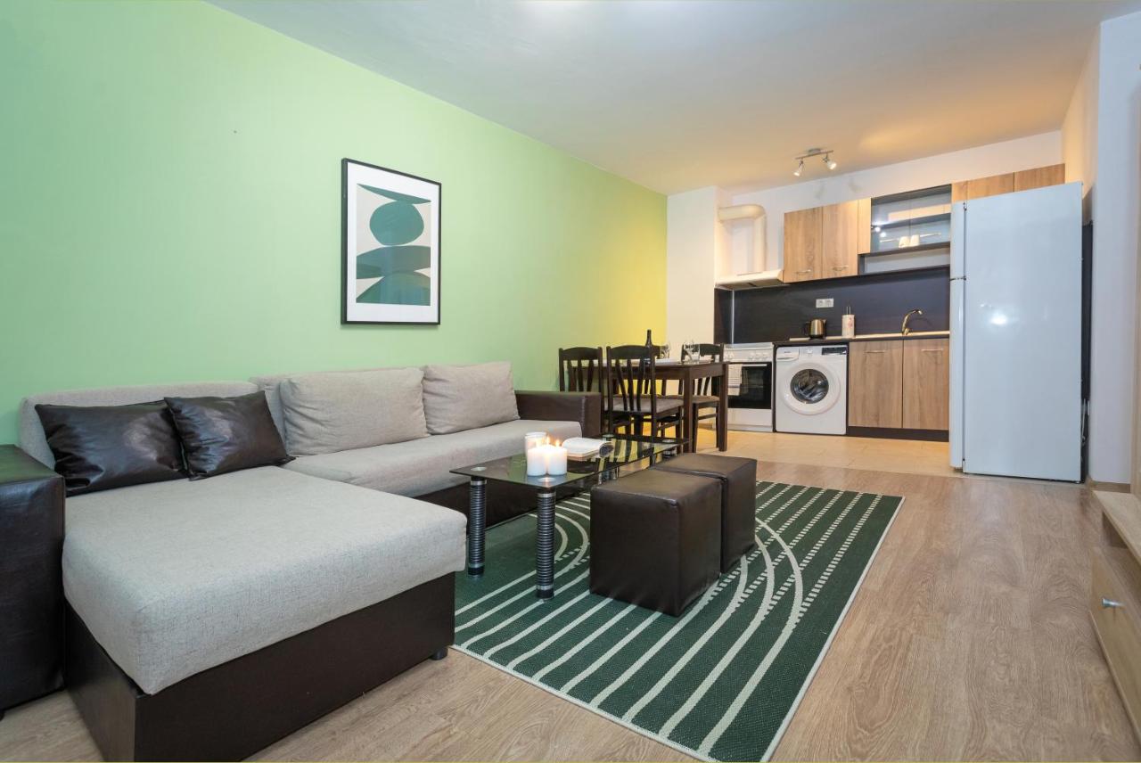 Modern and Bright Apartments near Center - FREE PARKING - Chambres d’hôtes Sofia