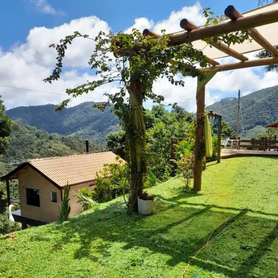 Sonho na Serra Chalé 2 - B&B
