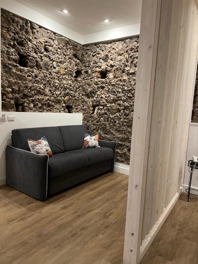 King Studio with Sofa Bed