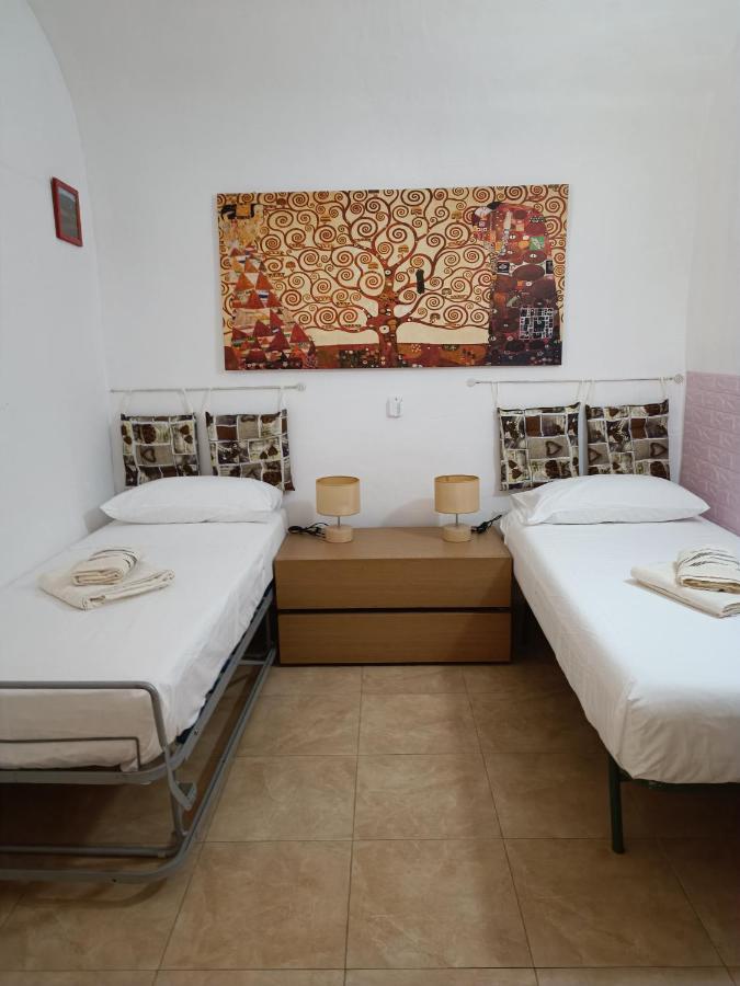 NONNA ADRIANA - B&B Terrasini